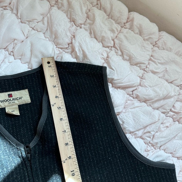 Vintage Woolrich Black Hunting Vest Men’s Large USA Outdoor - Picture 4 of 5